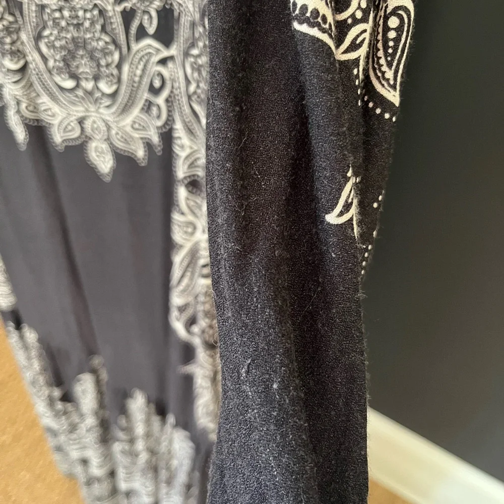 FARM Rio Black & White Paisley Maxi Dress - Picture 13 of 14